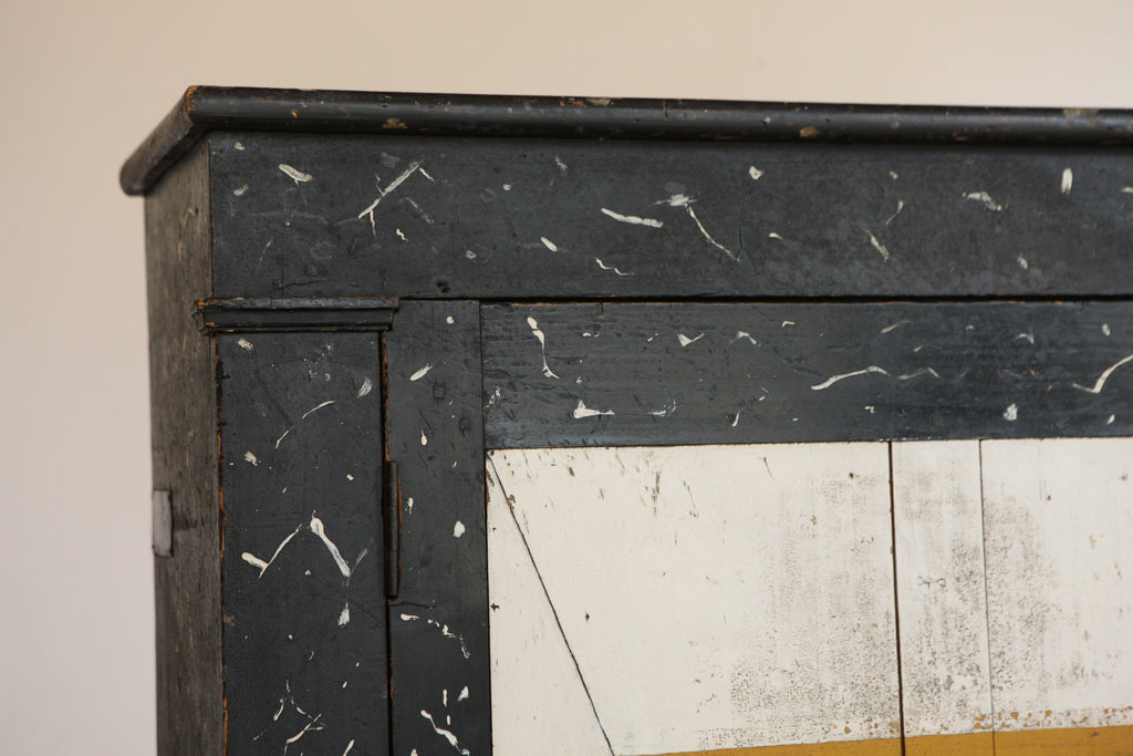 Trompe L'oeil Bookcase