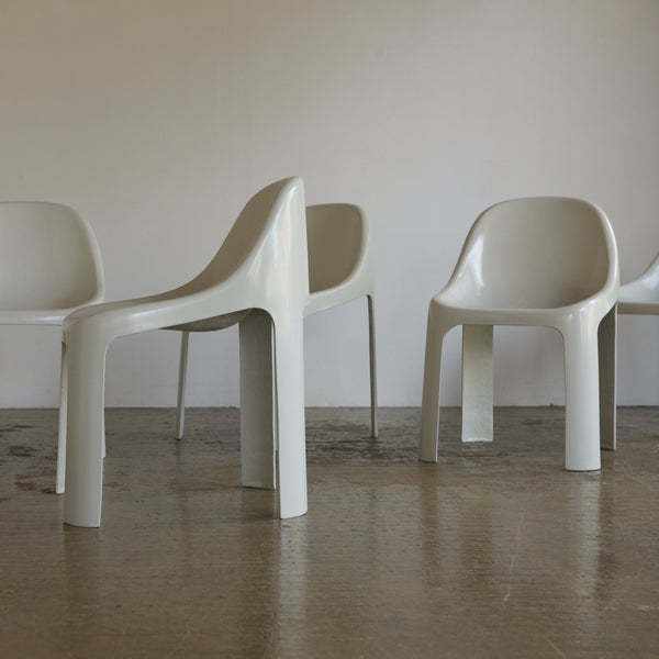 Set of 6 1970's Fibreglass Chairs by Jordi Galí Camprubí