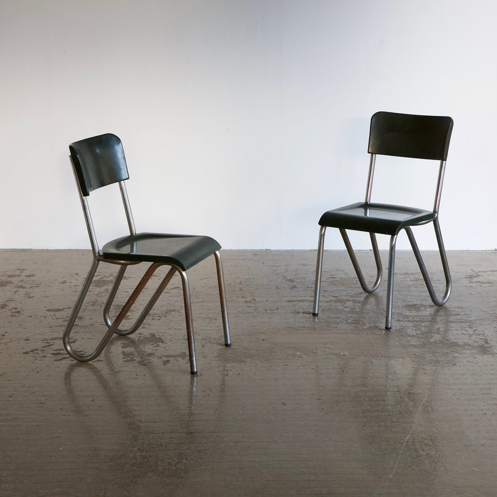 Green Tubular Metal Chair