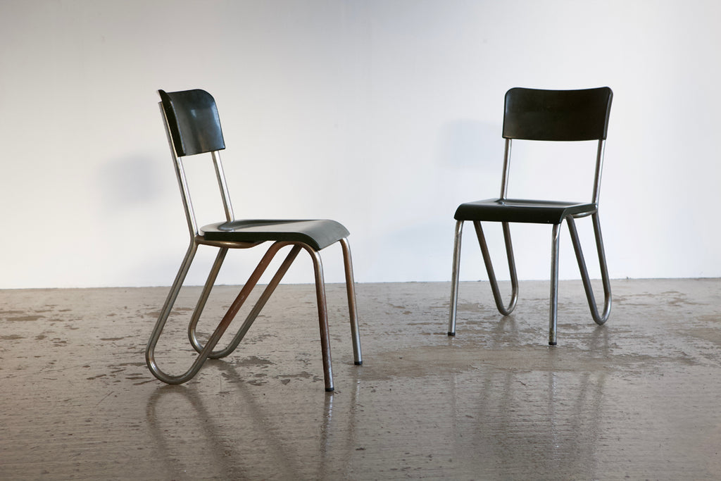 Green Tubular Metal Chair