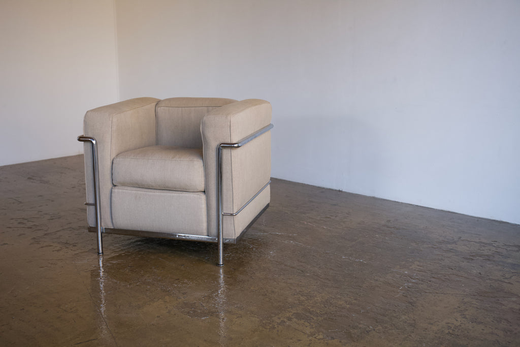 LC2 Armchair by Le Corbusier, Charlotte Perriand and Pierre Jeanneret for Cassina