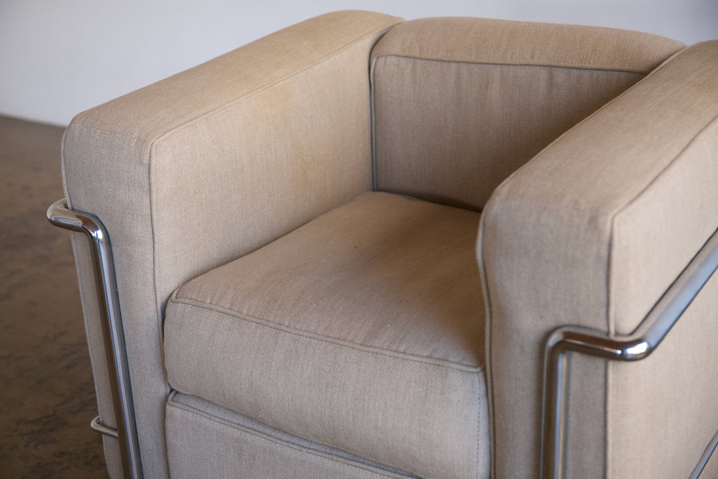 LC2 Armchair by Le Corbusier, Charlotte Perriand and Pierre Jeanneret for Cassina