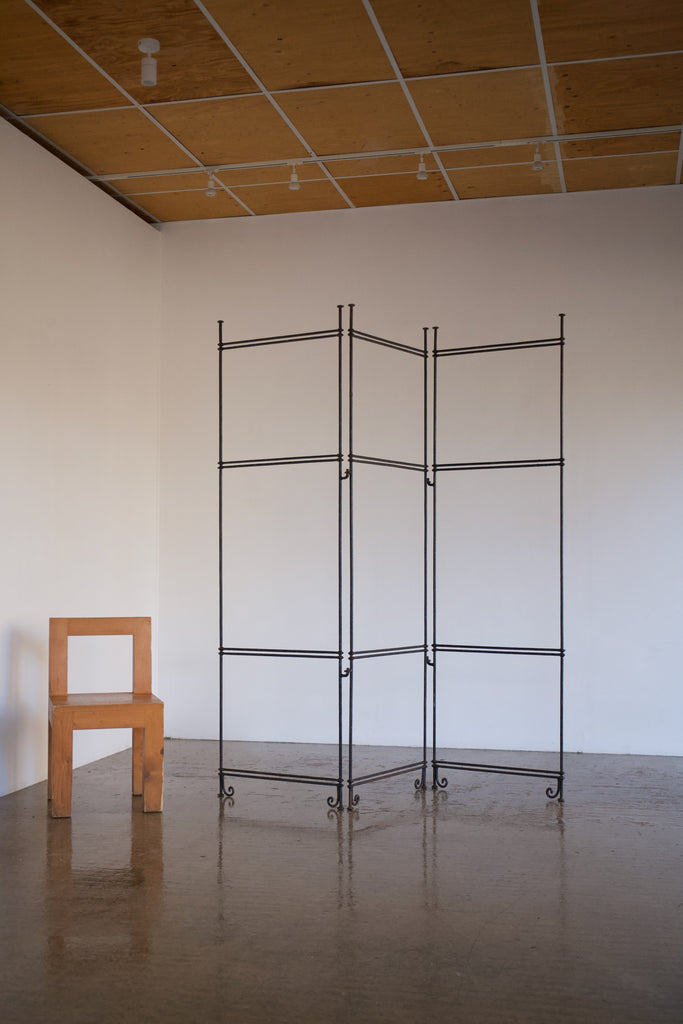 Hammered Iron Screen