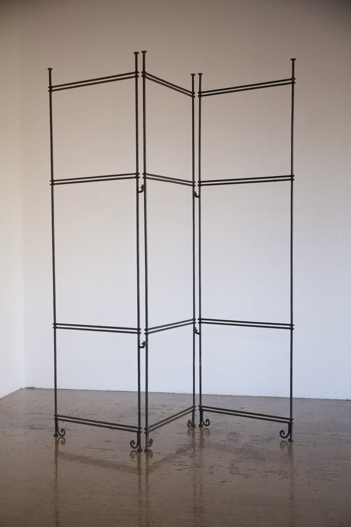 Hammered Iron Screen