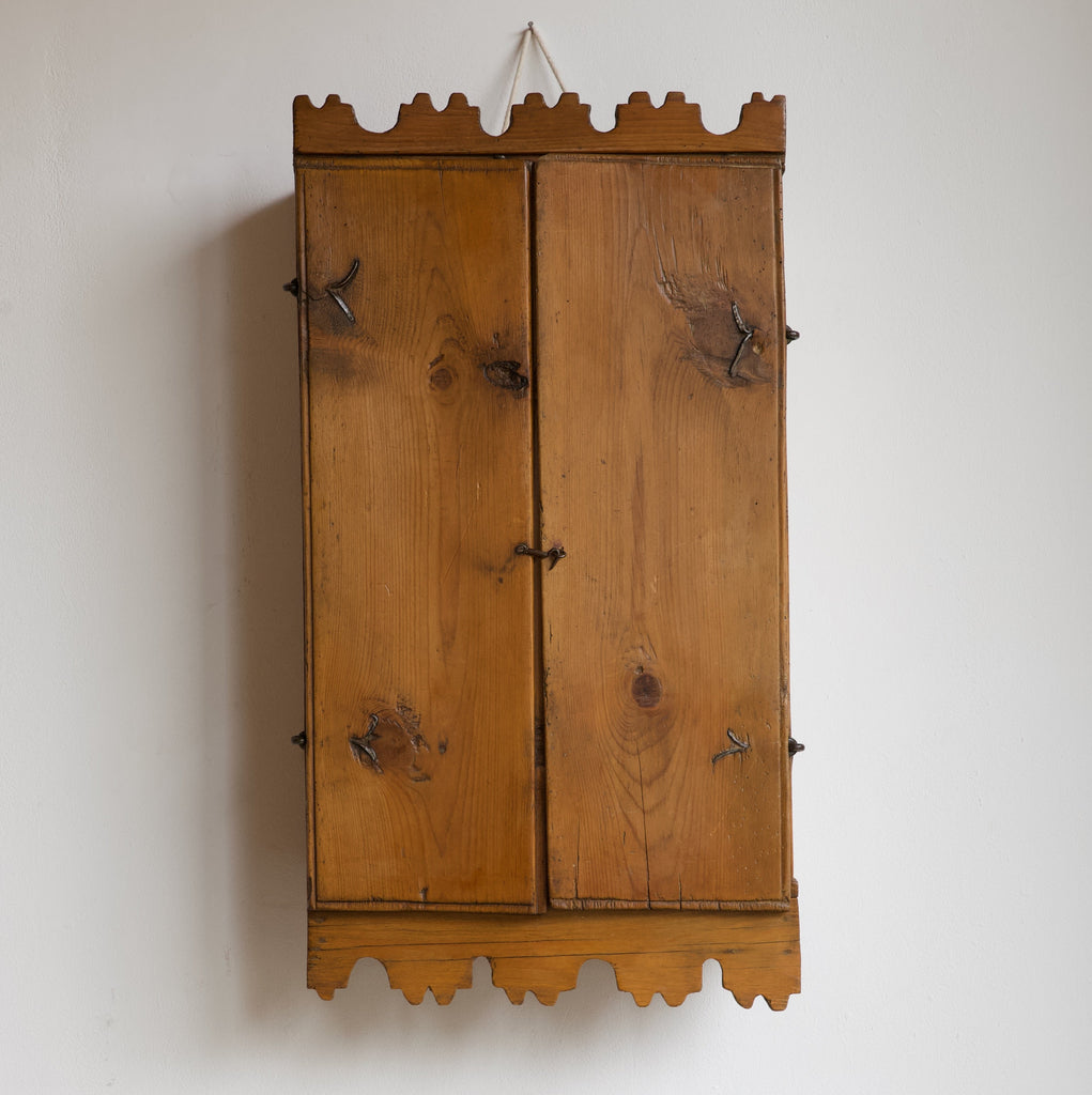 Wall Handing Cabinet